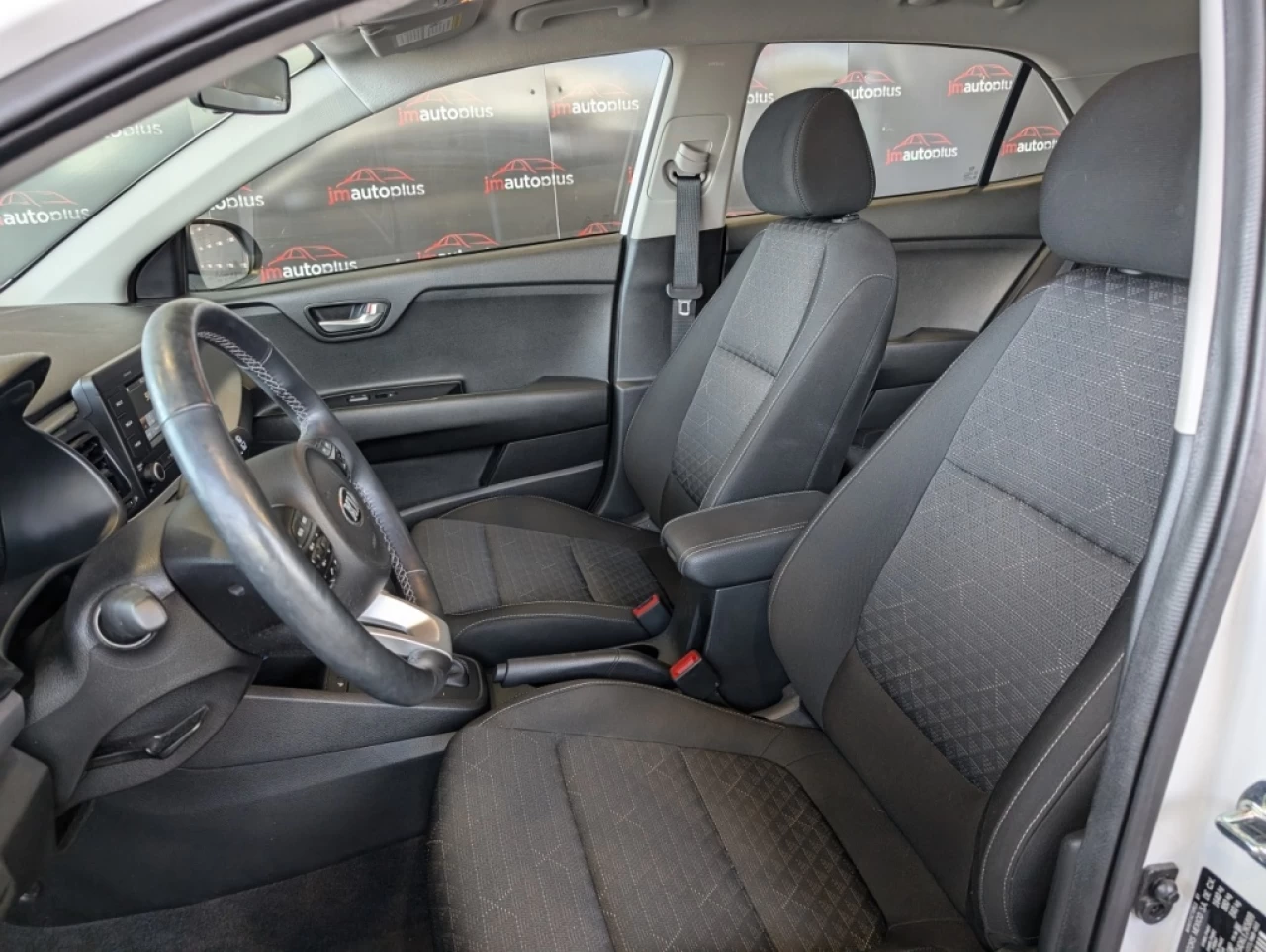 2020 Kia Rio5 LX+*BAS KILO*CAMÉRA*BANCS/VOLANT CHAUFF*A/C* Image principale