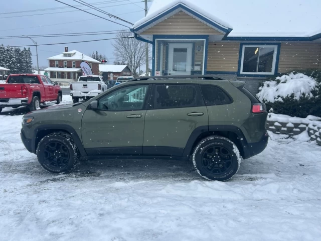 Jeep Cherokee Trailhawk 2021