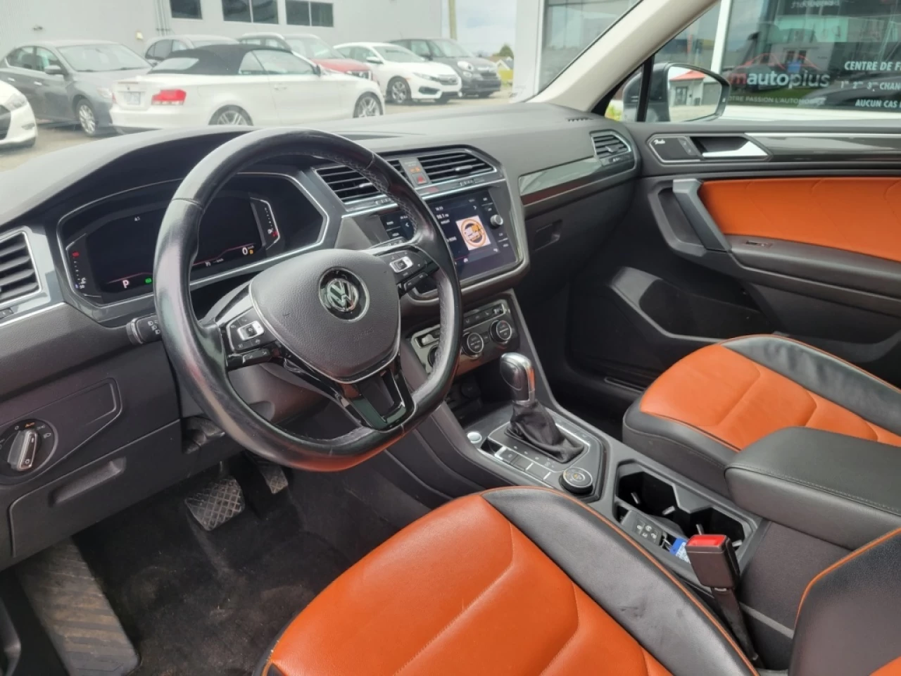 2019 Volkswagen Tiguan Highline*AWD*TOIT PANO*BANCS/VOLANT CHAUFF*CAMÉRA* Image principale