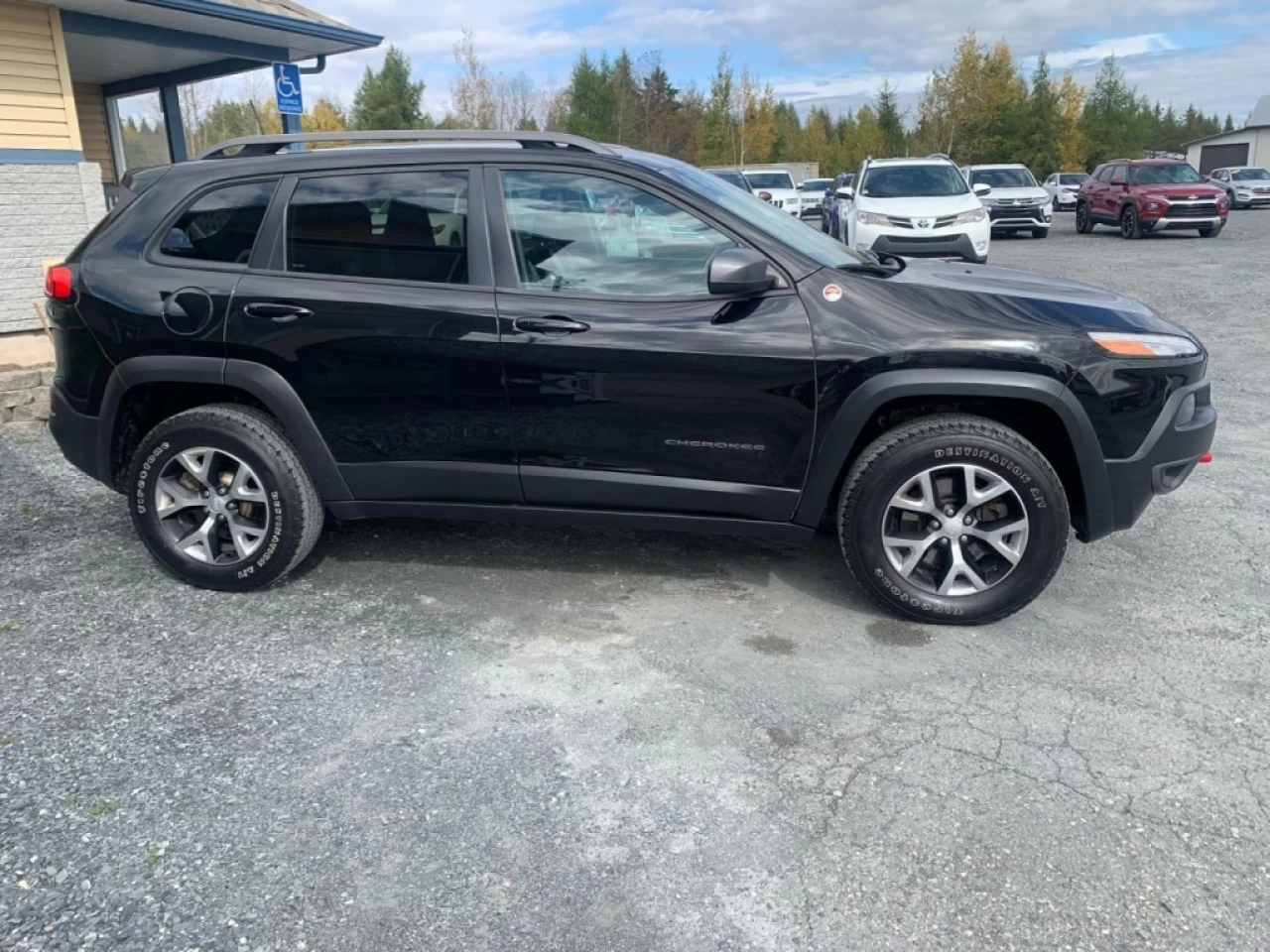 2018 Jeep Cherokee Trailhawk Main Image