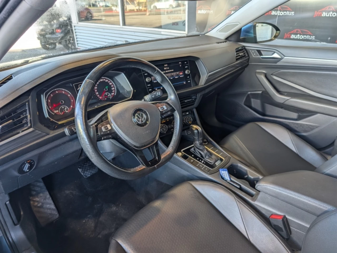 2019 Volkswagen Jetta Highline*TOIT*BANCS CHAUFF*CAMÉRA*BOUTON POUSSOIR* Image principale