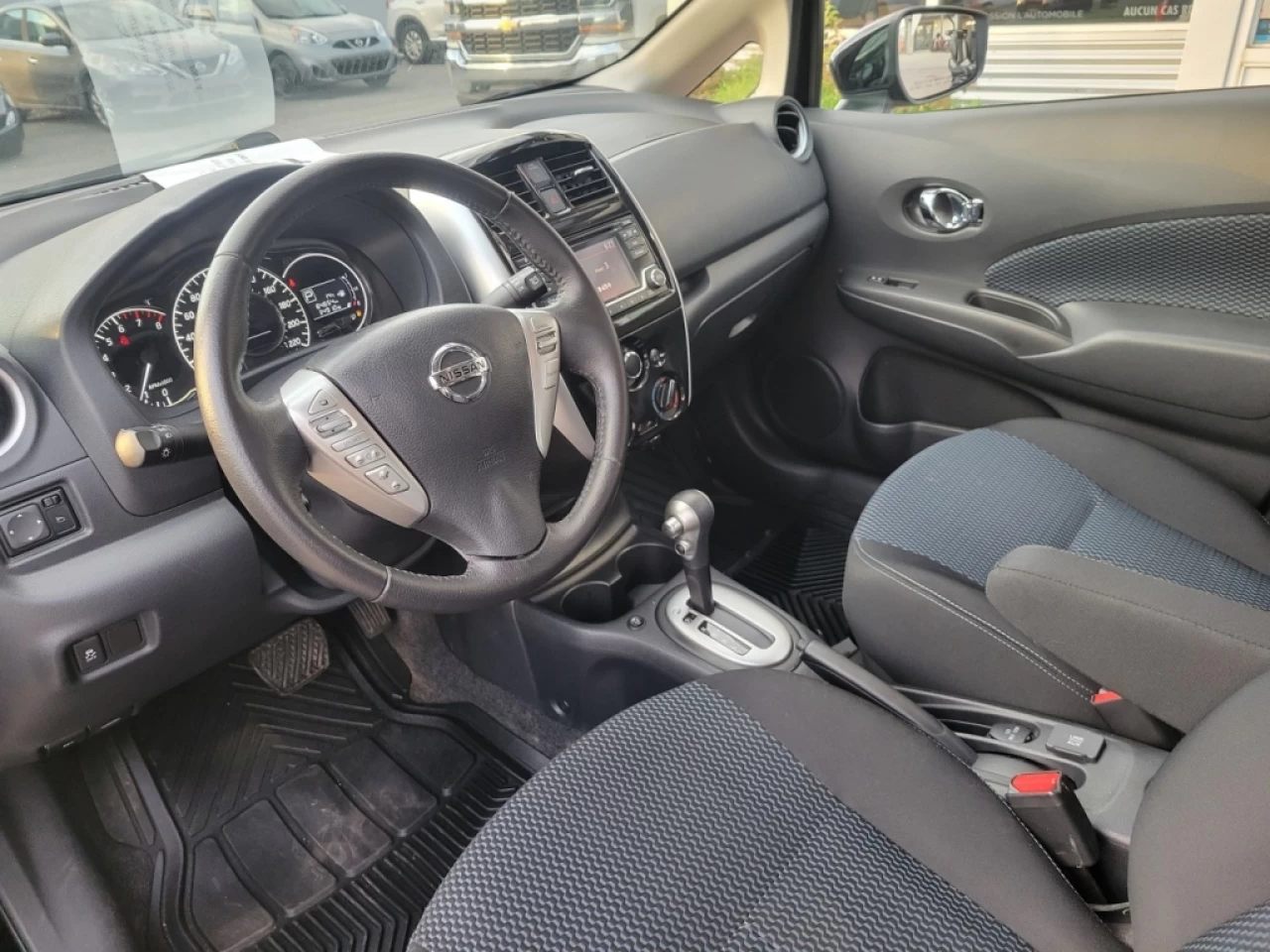 2015 Nissan Versa Note SV*CAMÉRA*AUTO*A/C*BAS KILO* Main Image