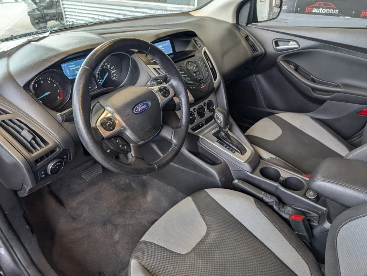 2014 Ford Focus SE*AUTO*A/C*BAS KILO* Image principale