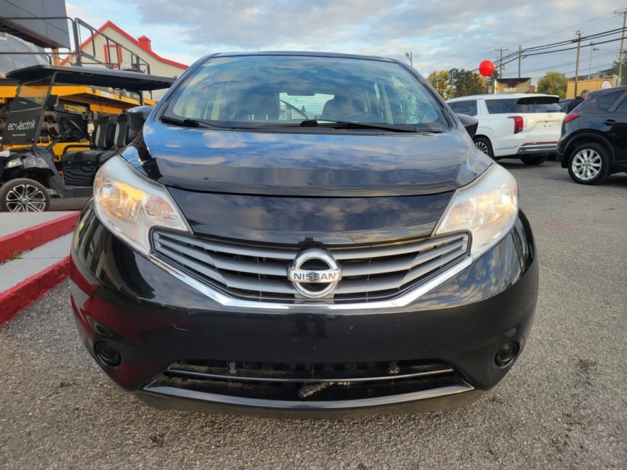 2015 Nissan Versa Note SV*CAMÉRA*AUTO*A/C*BAS KILO* Main Image