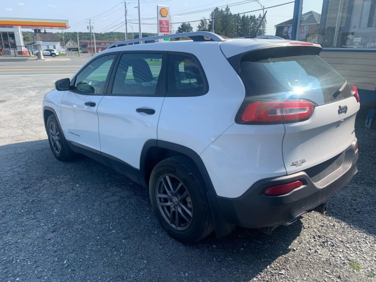 2015 Jeep Cherokee Sport Image principale