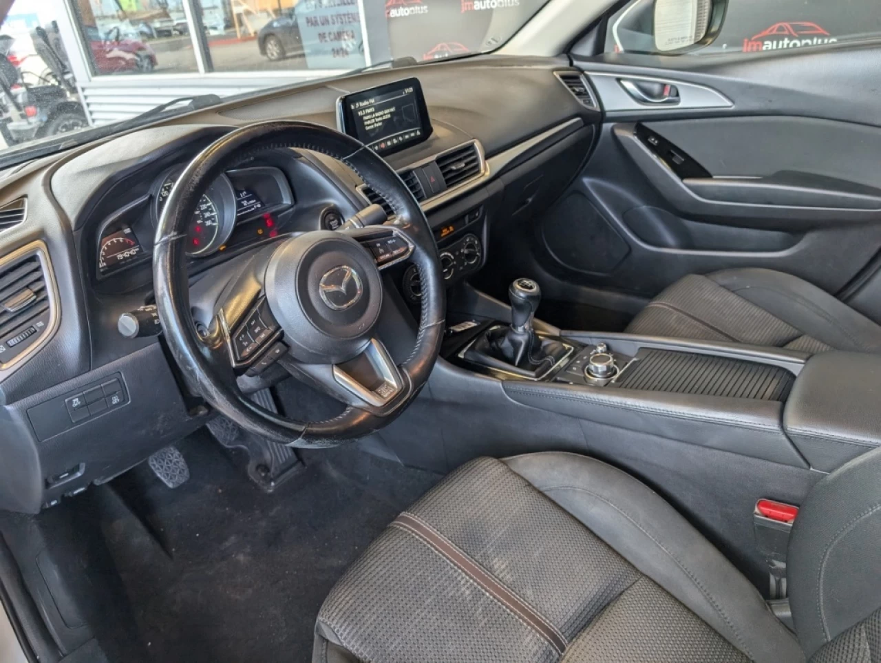 2017 Mazda Mazda3 GS*CAMÉRA*BANCS/VOLANT CHAUFF* Image principale