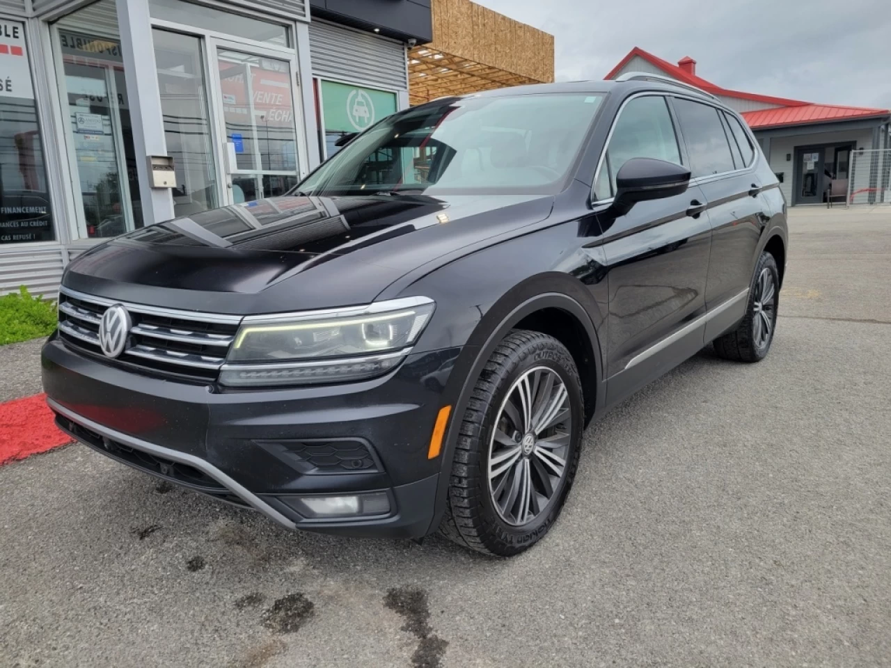 2019 Volkswagen Tiguan Highline*AWD*TOIT PANO*BANCS/VOLANT CHAUFF*CAMÉRA* Image principale