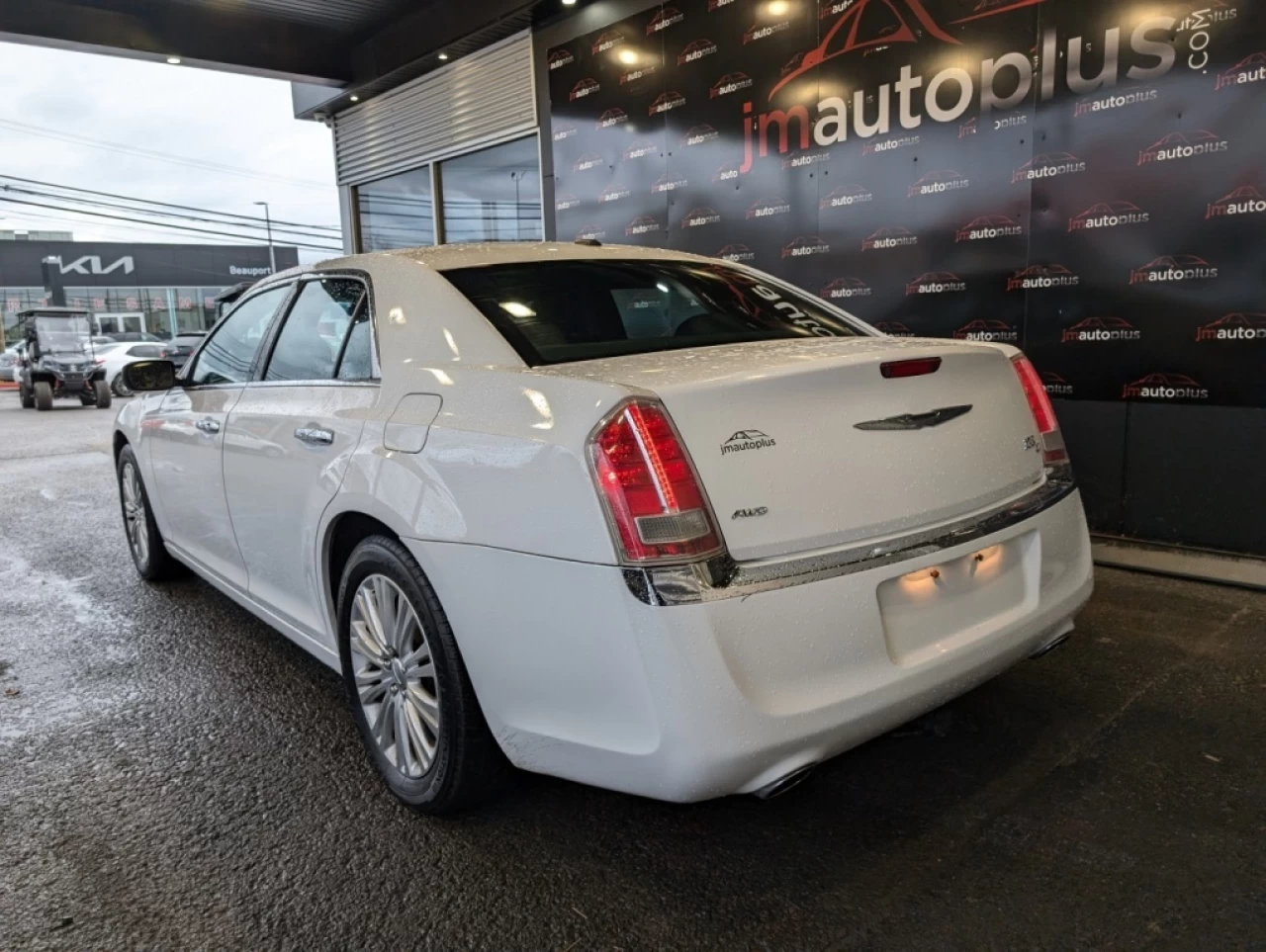 2011 Chrysler 300 300C*V8*AWD*TOIT PANO*CAMÉRA*BANCS CHAUFF AV/ARR*V Image principale