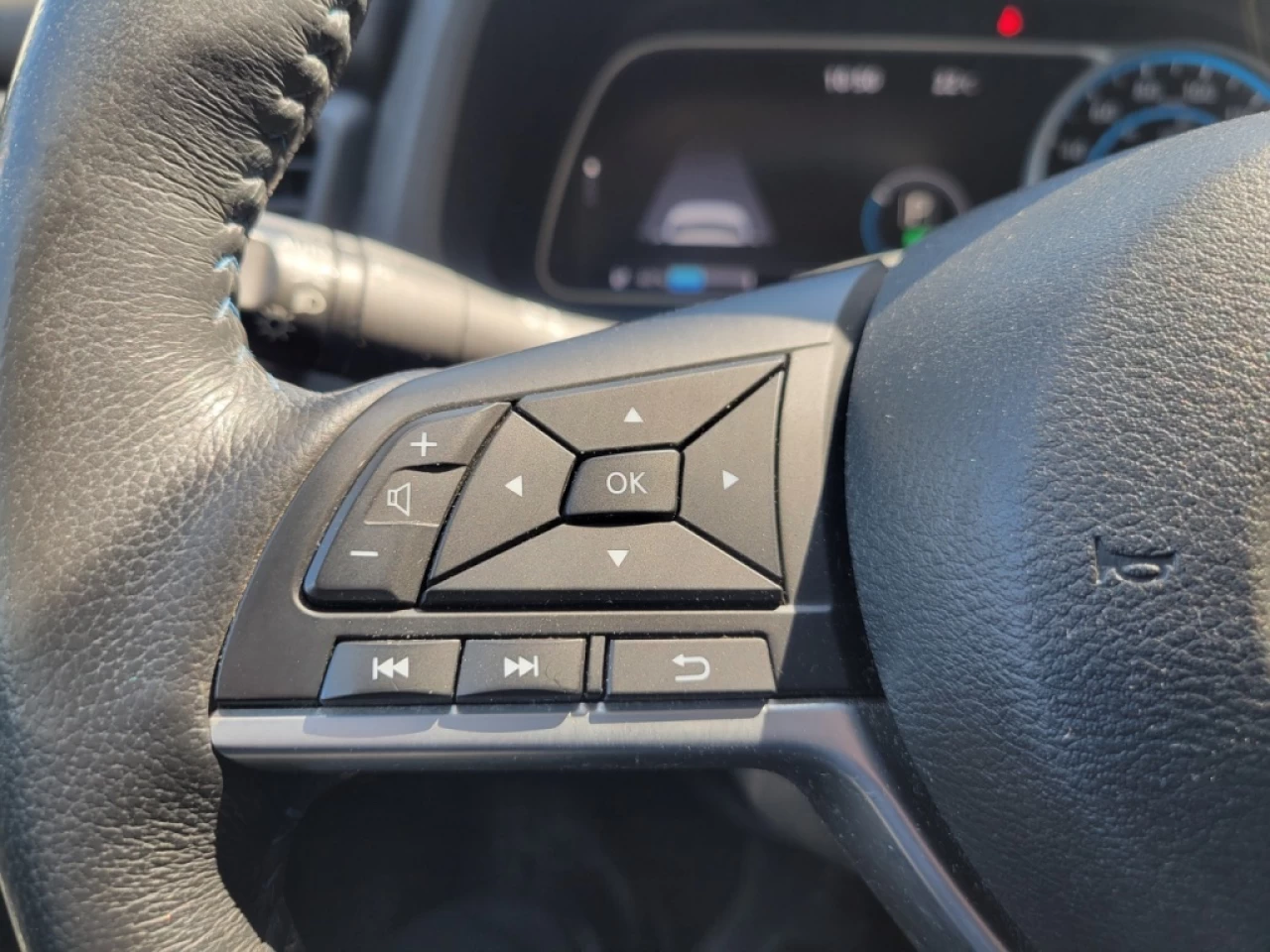 2019 Nissan LEAF SV*CAMÉRA*BANCS/VOLANT CHAUFF* Main Image