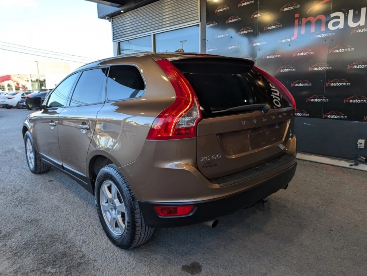 2011 Volvo XC60 Niveau II*AWD*TOIT PANO*BANCS CHAUFF* Image principale