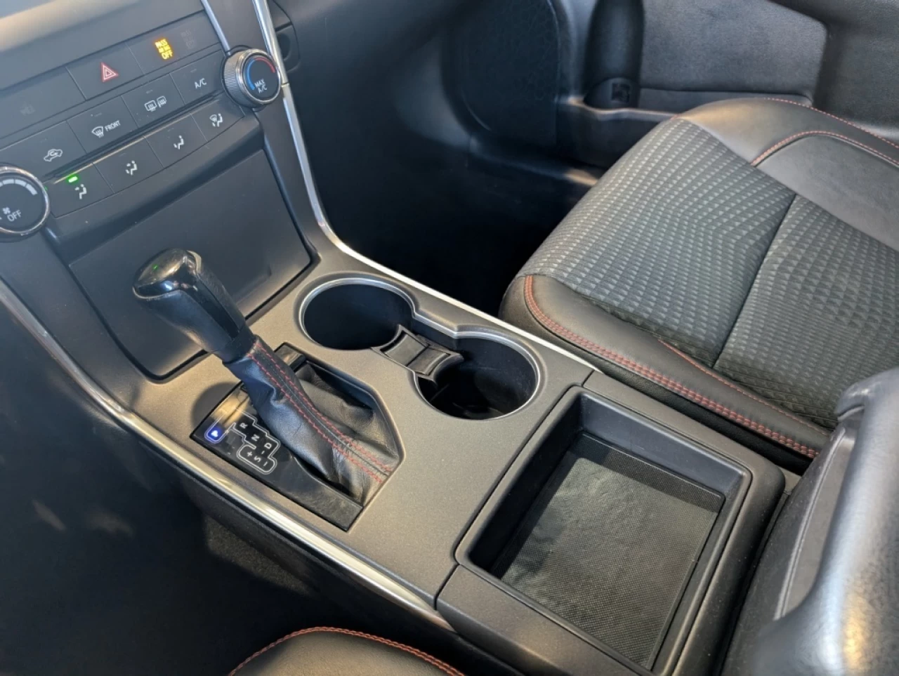 2015 Toyota Camry SE*CAMÉRA*AUTO*A/C* Image principale