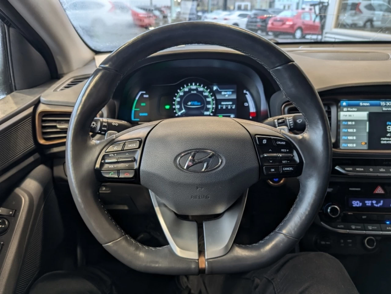 2019 Hyundai Ioniq Electric PrivilÉgiÉ*BANCS/VOLANT CHAUFF*CAMÉRA*BOUTON POUSS Image principale