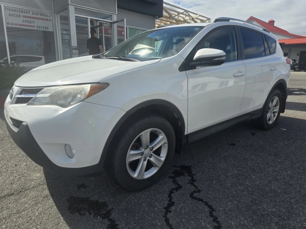 2013 Toyota RAV4 XLE Image principale