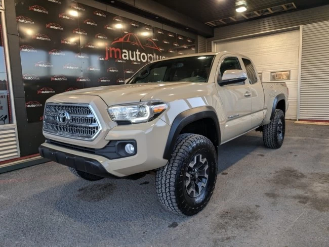 Toyota Tacoma - 2016