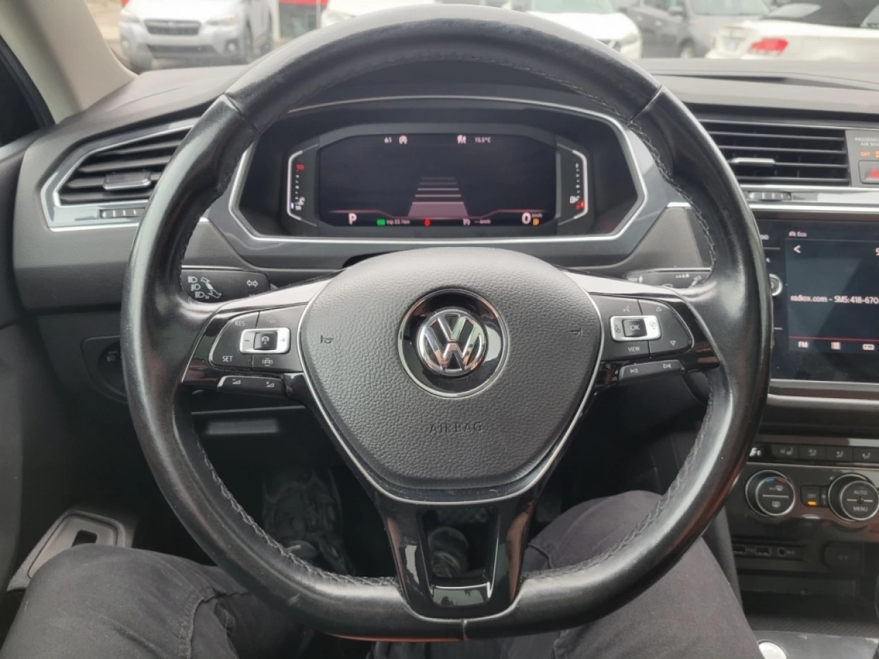 2019 Volkswagen Tiguan Highline*AWD*TOIT PANO*BANCS/VOLANT CHAUFF*CAMÉRA* Image principale