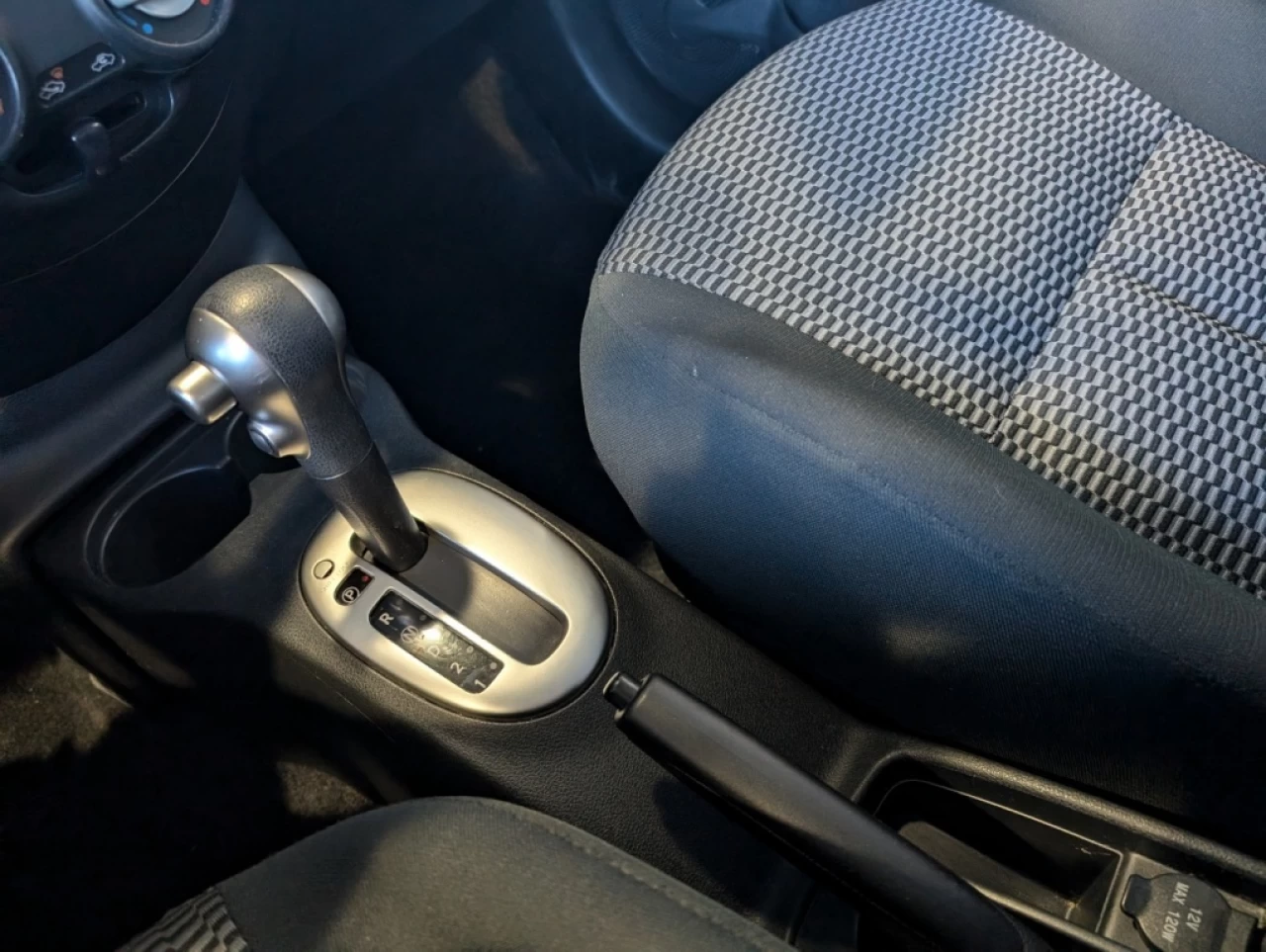 2015 Nissan Micra SV*AUTO*A/C*BAS KILO* Image principale