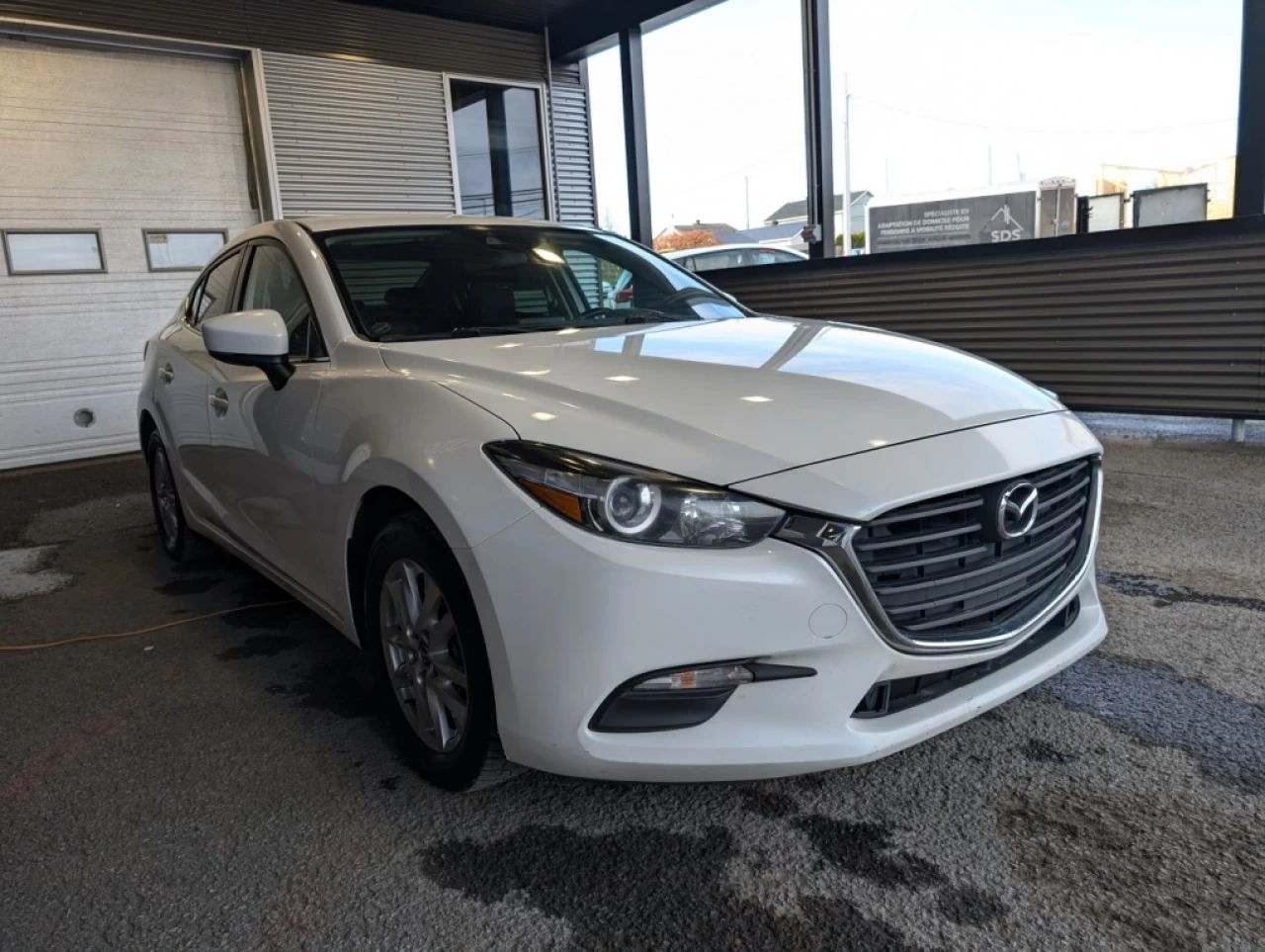 2017 Mazda Mazda3 GS*CAMÉRA*BANCS/VOLANT CHAUFF* Image principale