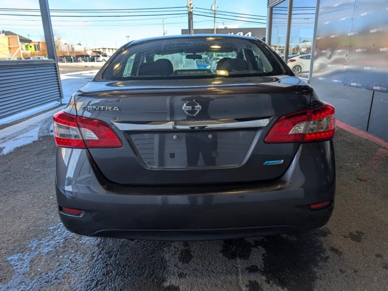 2015 Nissan Sentra S*BAS KILO*AUTOMATIQUE*A/C* Image principale