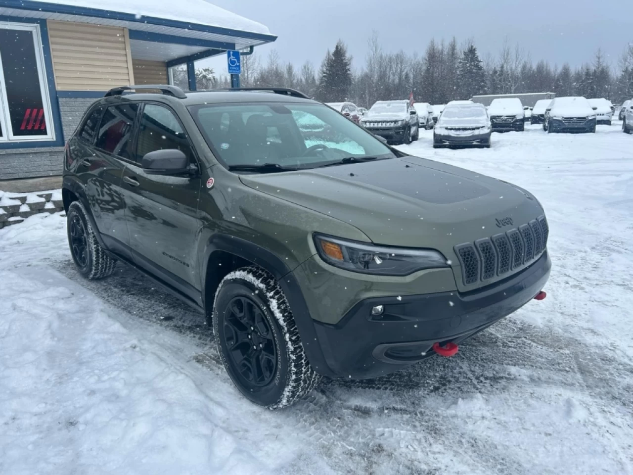 2021 Jeep Cherokee Trailhawk Image principale