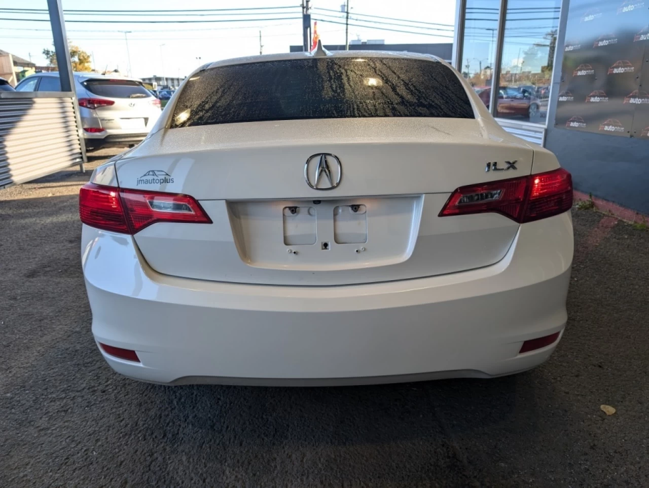 2013 Acura ILX groupe tech*NAV*TOIT*BANCS CHAUFF*CAMÉRA*A/C* Image principale