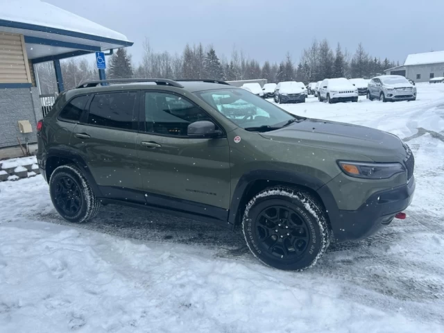 Jeep Cherokee Trailhawk 2021